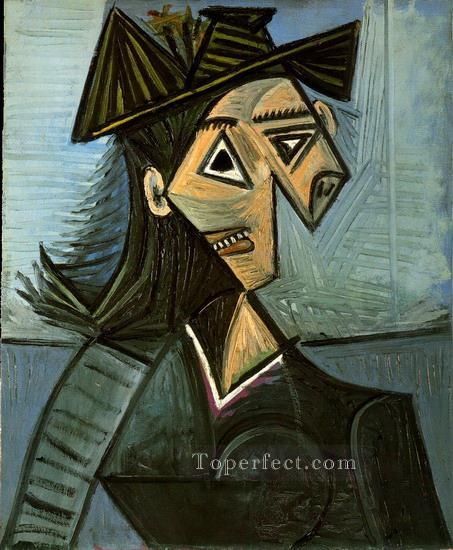 Busto de mujer con sombrero de flores 1942 Pablo Picasso Pintura al óleo